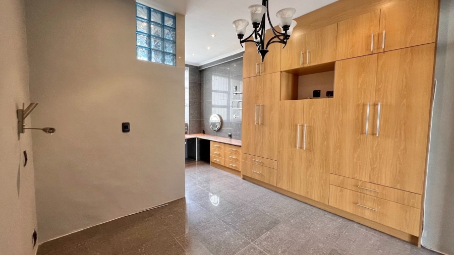 2 Bedroom Property for Sale in Strand Central Western Cape